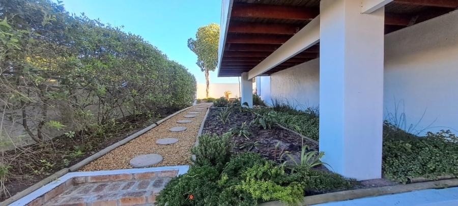 4 Bedroom Property for Sale in Vermont Western Cape